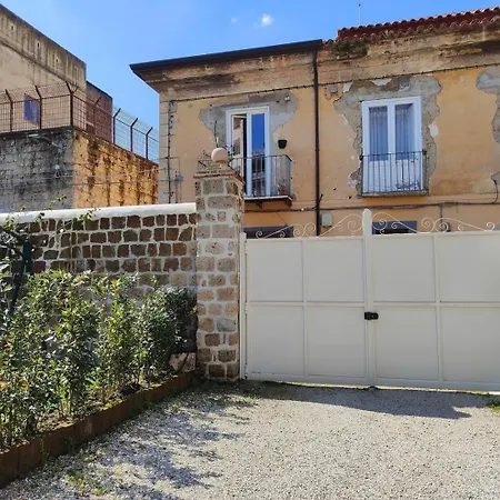 A Due Passi Dal Parco Reale Daire